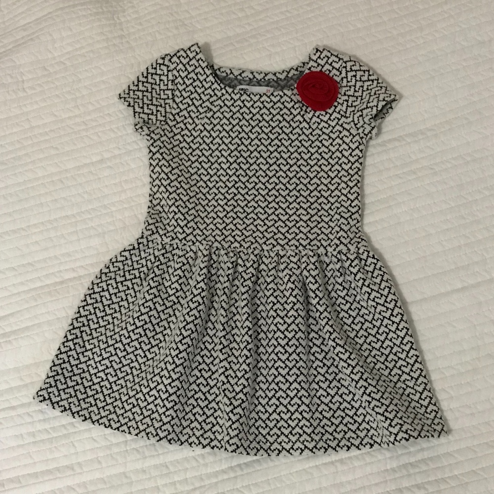 Gorgeous Black and White Epic Threads Dress - 2T